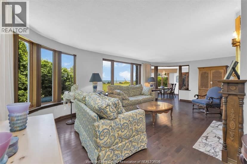 11830 RIVERSIDE DRIVE East — photo 9 of 23
