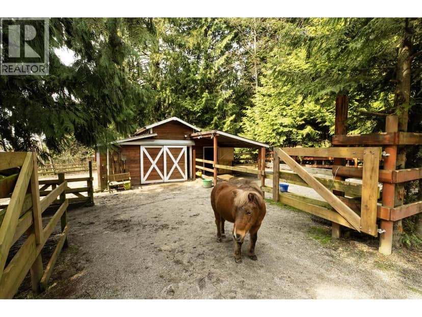 1930 RANCH ROAD, Roberts Creek