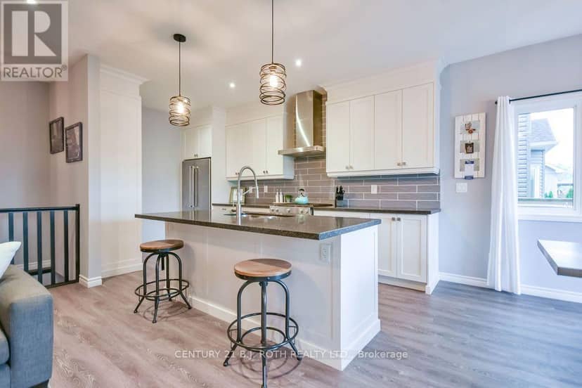 38 Beverly Street — photo 11 of 40