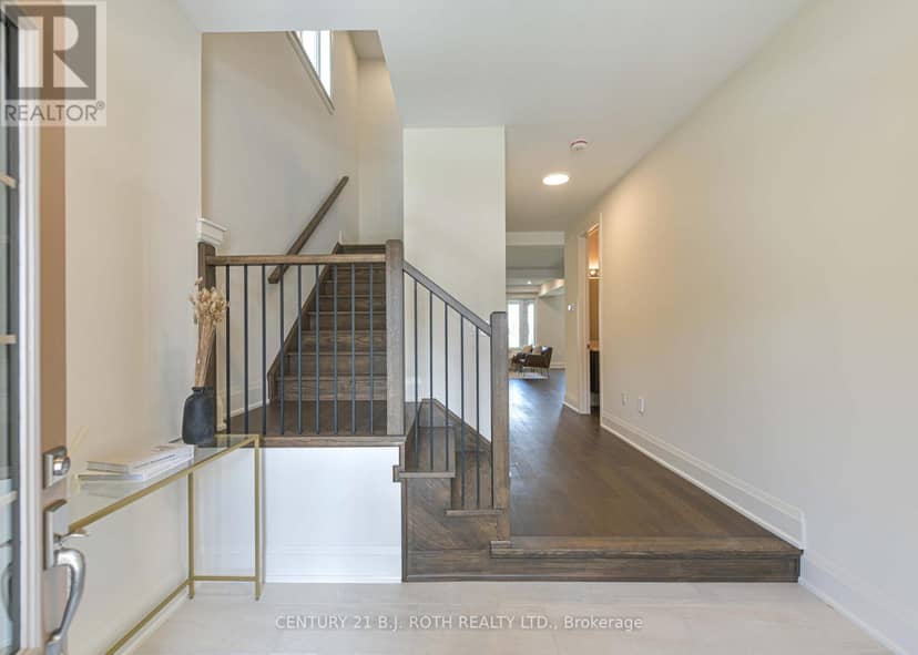 3195 Orion Boulevard, Orillia, photo 5