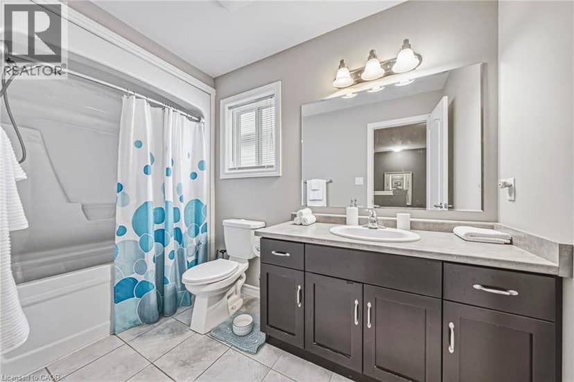 93 COULING Crescent — photo 19 of 40