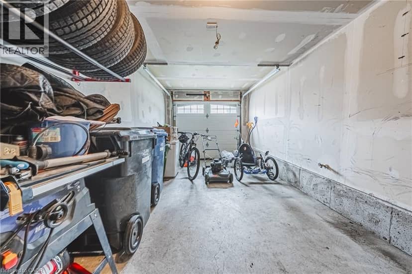 93 COULING Crescent — photo 30 of 40