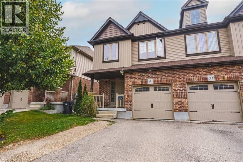 93 COULING Crescent — photo 4 of 40