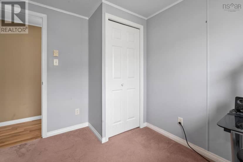 28 Cedar Lane — photo 24 of 26