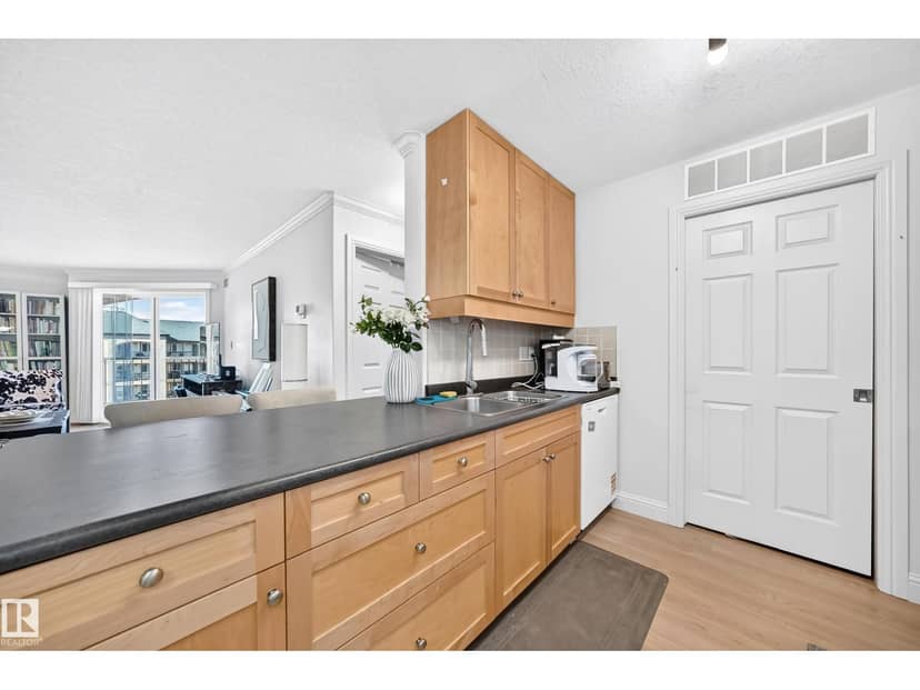 #430 13005 140 AV NW — photo 15 of 40