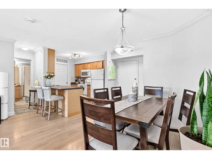 #430 13005 140 AV NW, Edmonton, photo 3