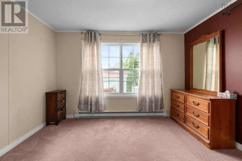28 Cedar Lane — photo 17 of 26