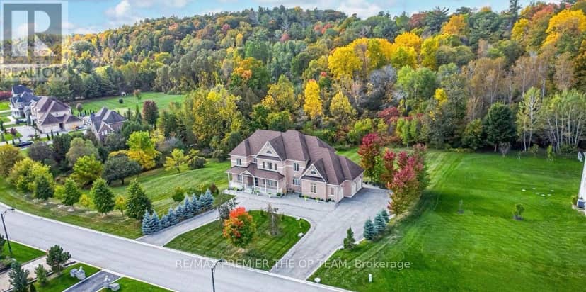 102 Pine Hill Road, Bradford West Gwillimbury, photo 2