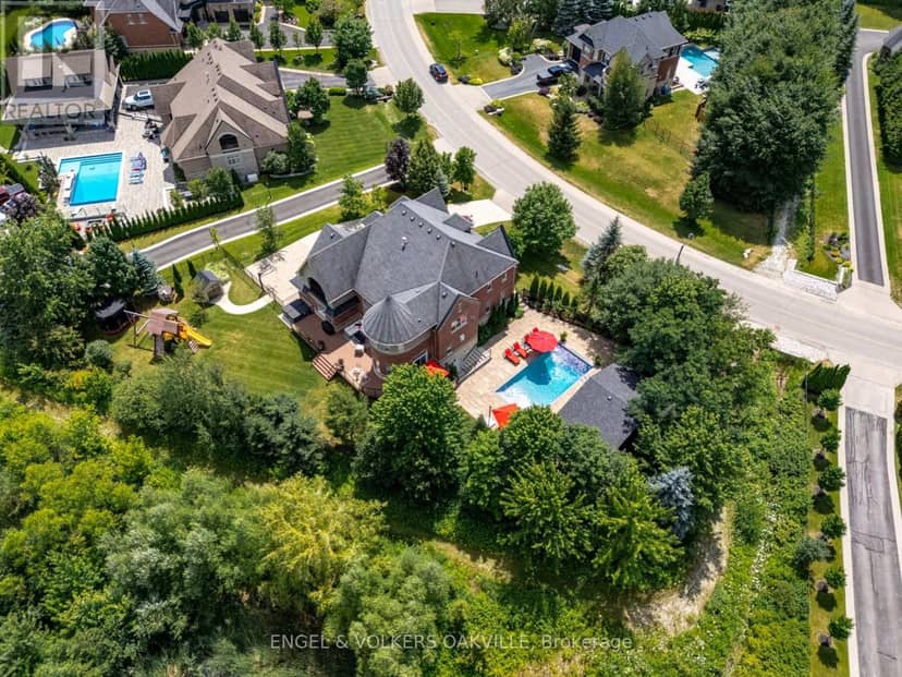 33 Barraclough Boulevard, Halton Hills, photo 3