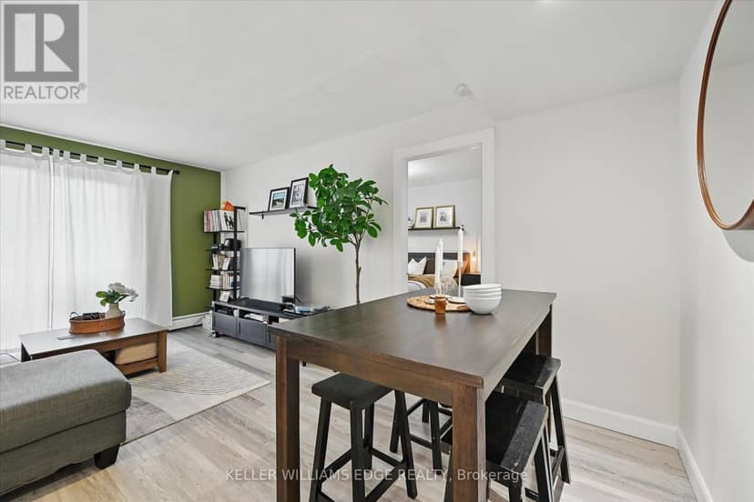 43 - 2373 King Street E — photo 16 of 40