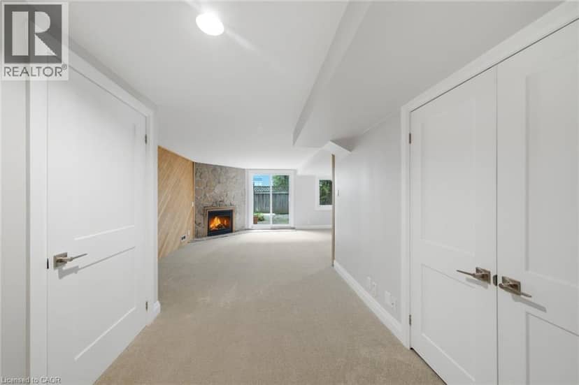 2155 DUNCASTER Drive Unit# 2 — photo 31 of 40