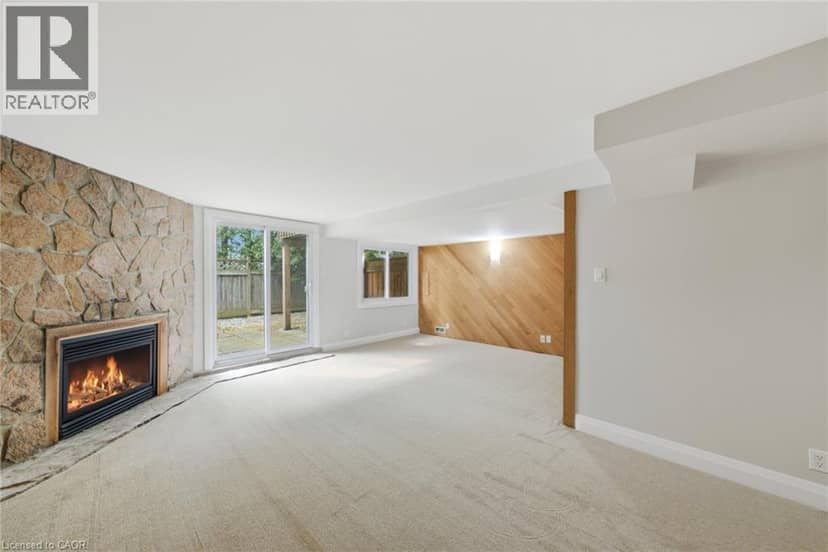 2155 DUNCASTER Drive Unit# 2 — photo 32 of 40