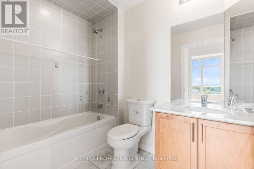 816 - 1135 Royal York Road — photo 13 of 29