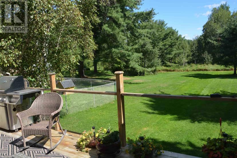 26 Centre Line RD — photo 16 of 40