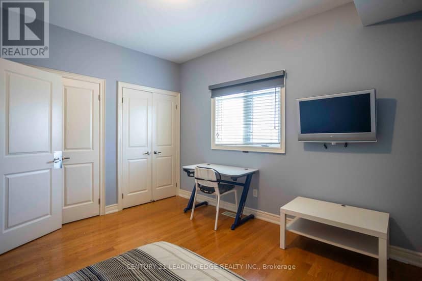 206A Merton Street — photo 25 of 29
