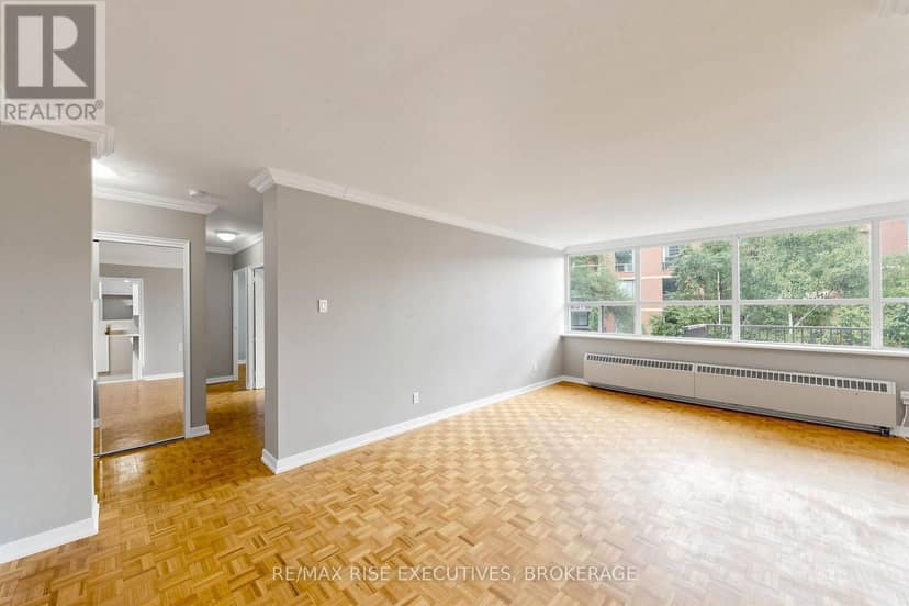 304 - 160 The Donway W — photo 13 of 40