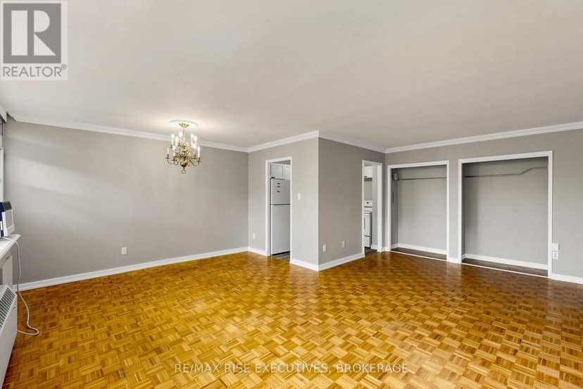 304 - 160 The Donway W — photo 14 of 40