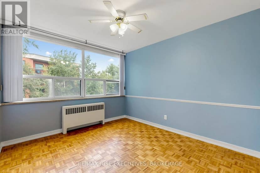 304 - 160 The Donway W — photo 24 of 40