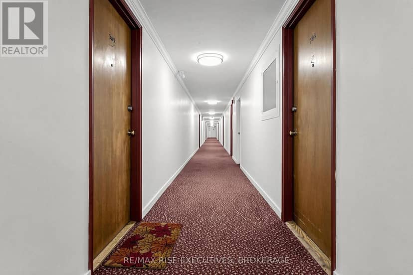304 - 160 The Donway W — photo 35 of 40
