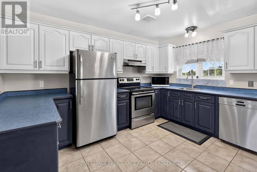 2270 Hitchcock Road — photo 14 of 40
