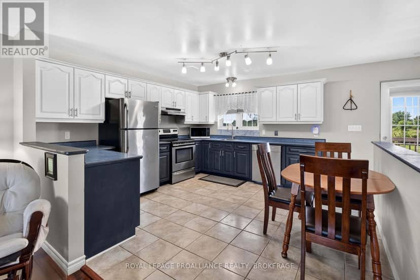 2270 Hitchcock Road — photo 15 of 40