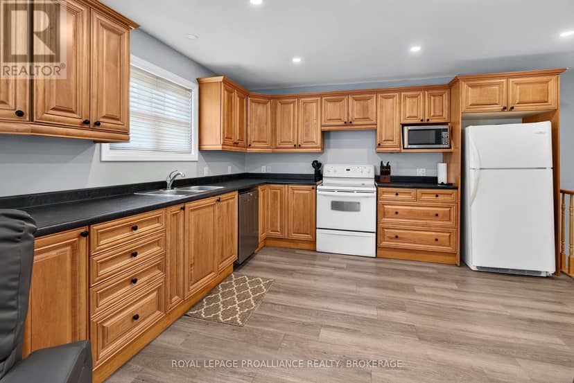2270 Hitchcock Road — photo 30 of 40