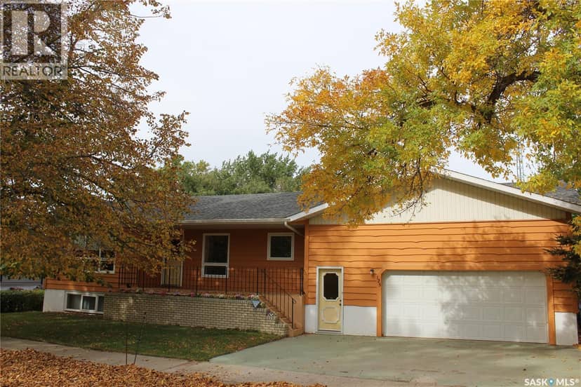 125 Mainprize STREET — photo 2 of 40