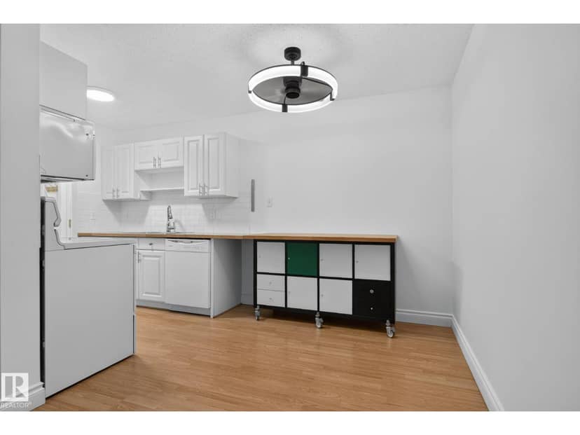 #108 10520 80 AV NW — photo 11 of 36