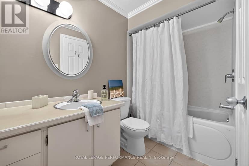 7 - 18 Sweetbriar Circle — photo 24 of 40