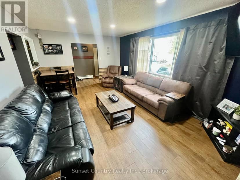 182 Wilde Street, Dryden, photo 4