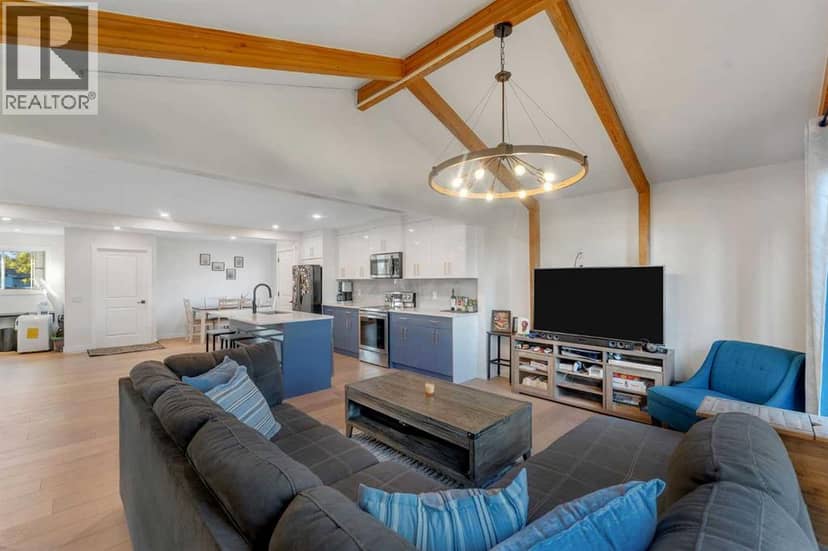 6036 Memorial Drive NE, Calgary, photo 7