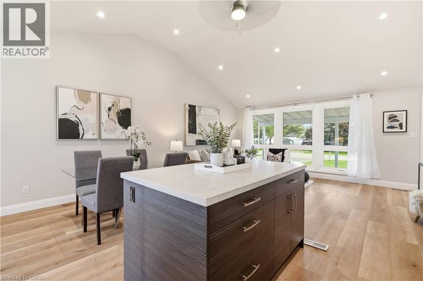 99 BYRON Avenue — photo 15 of 40