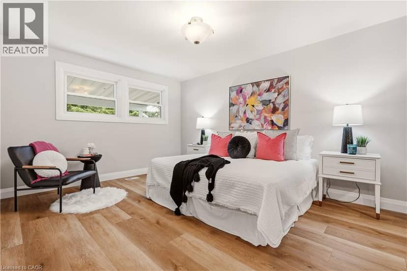 99 BYRON Avenue — photo 17 of 40