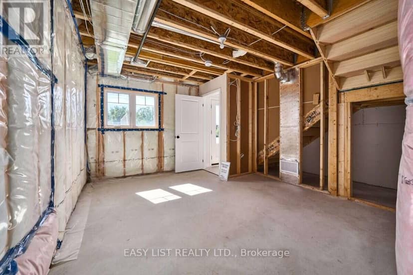 75 Addyman Crescent — photo 13 of 40
