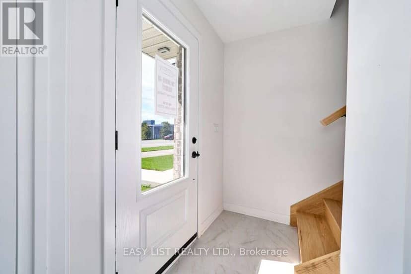 75 Addyman Crescent — photo 14 of 40