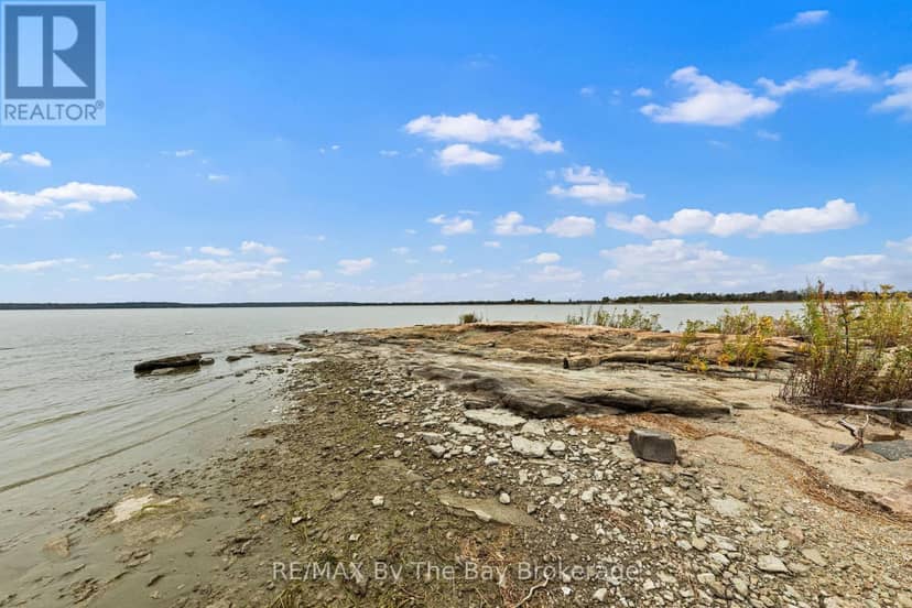 20 Island 404/QUARRY Island, Georgian Bay, photo 6