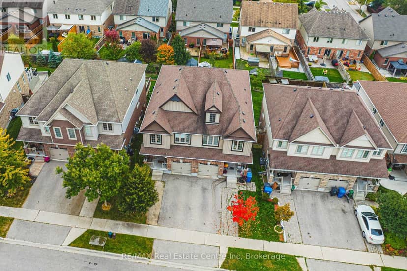 93 Couling Crescent — photo 34 of 40