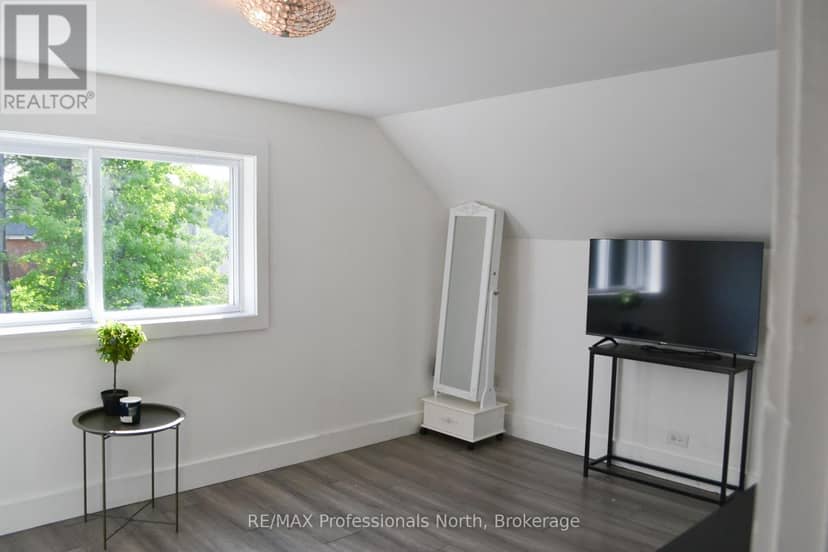 14 Princess Street — photo 10 of 38