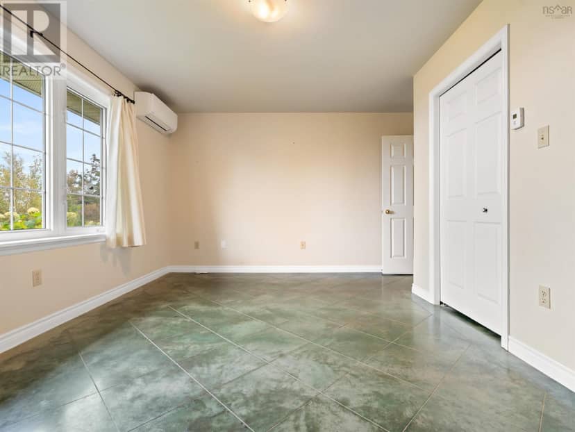 39 Arrow Head Crescent — photo 18 of 40