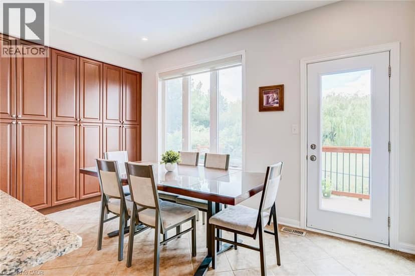 3244 STEEPLECHASE Drive — photo 11 of 40