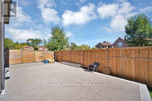 4165 Credit Pointe Drive — photo 37 of 40