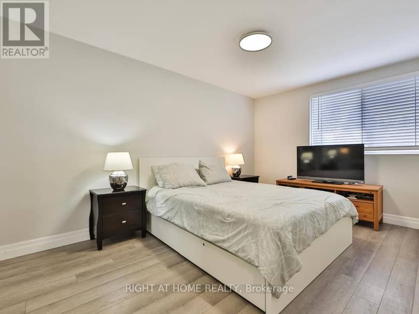 3174 Weston Road — photo 16 of 40