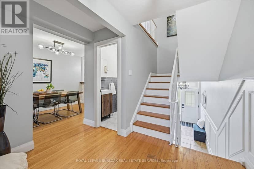 5474 Schueller Crescent — photo 5 of 40