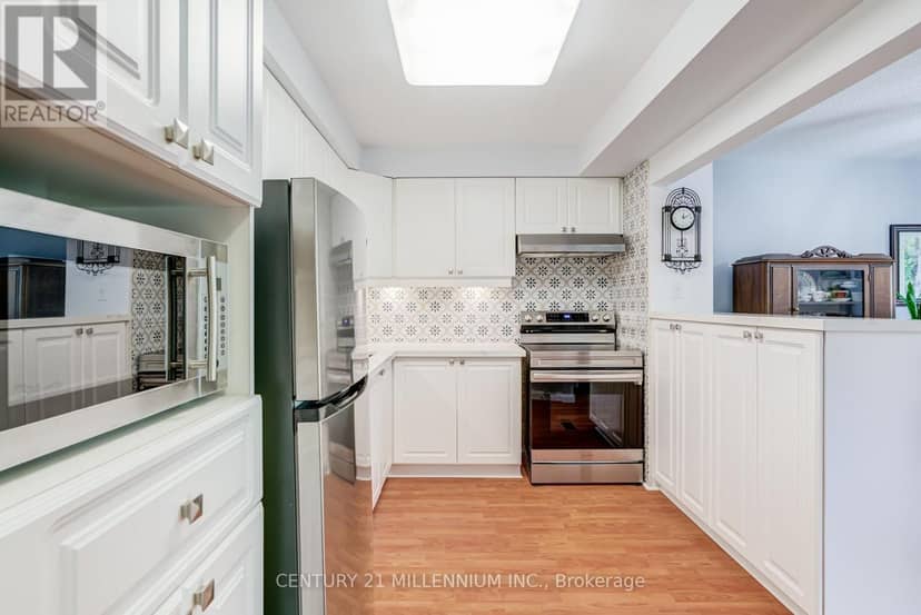35 Tara Park Crescent — photo 12 of 40