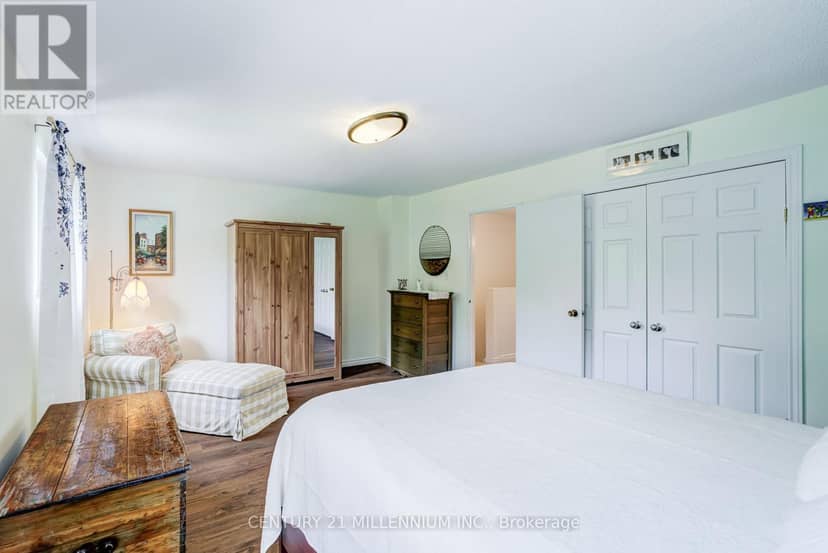 35 Tara Park Crescent — photo 19 of 40