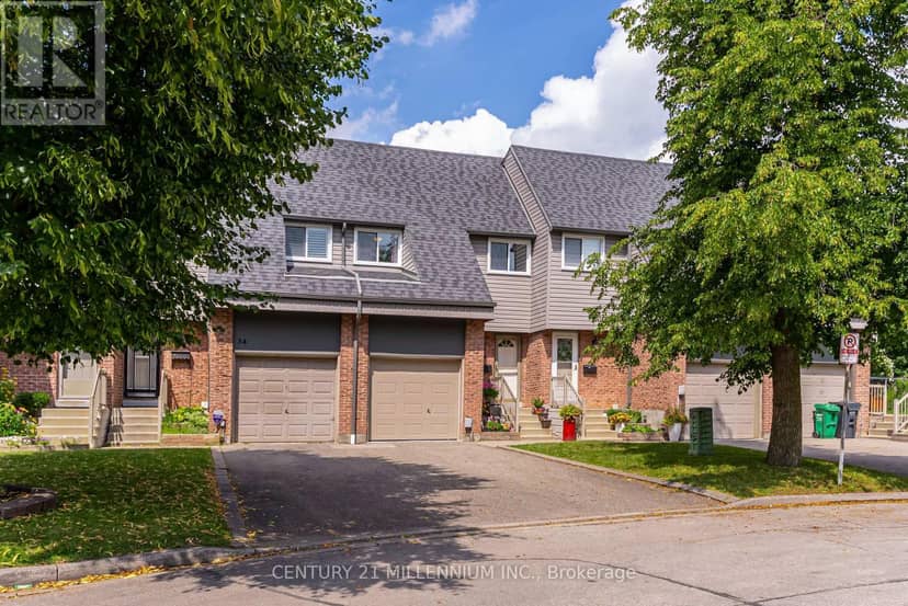 35 Tara Park Crescent — photo 2 of 40