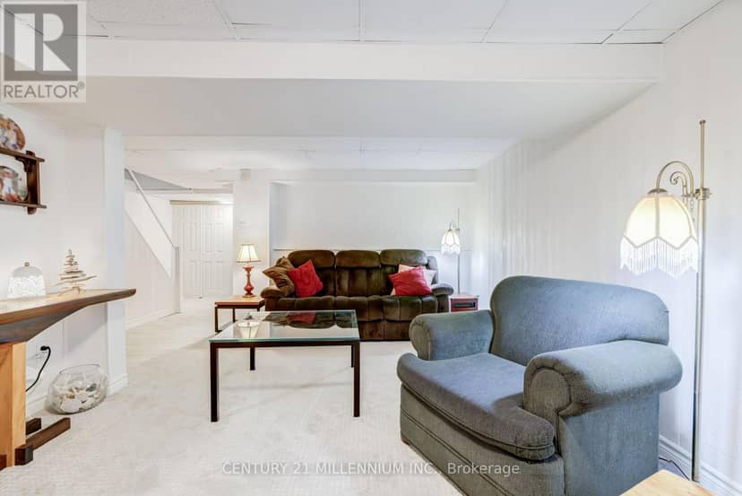 35 Tara Park Crescent — photo 27 of 40