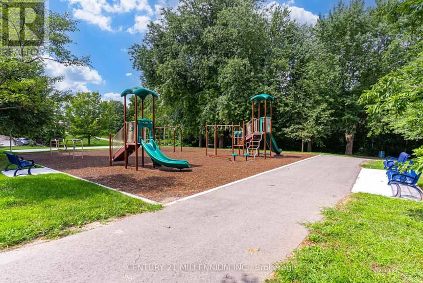 35 Tara Park Crescent — photo 34 of 40