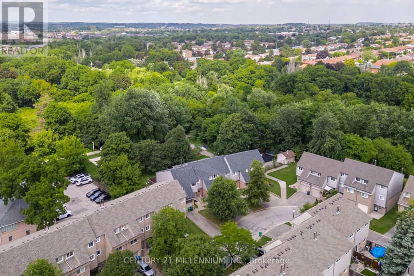 35 Tara Park Crescent — photo 40 of 40