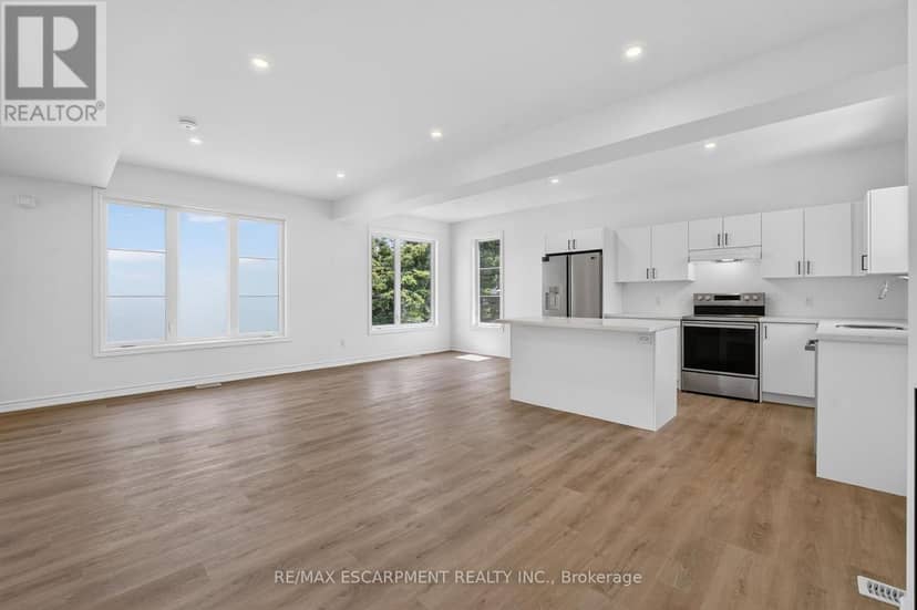 203 Park Street — photo 9 of 40